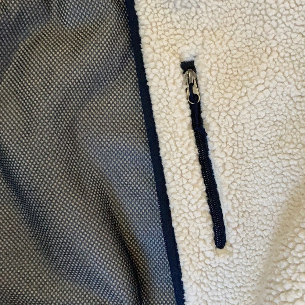 sherpa zip up jacket - Picture 3 of 4